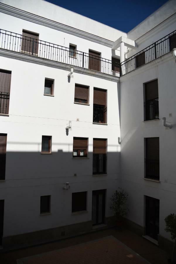 First Floor Close Macarena Church Sevilla Eksteriør billede